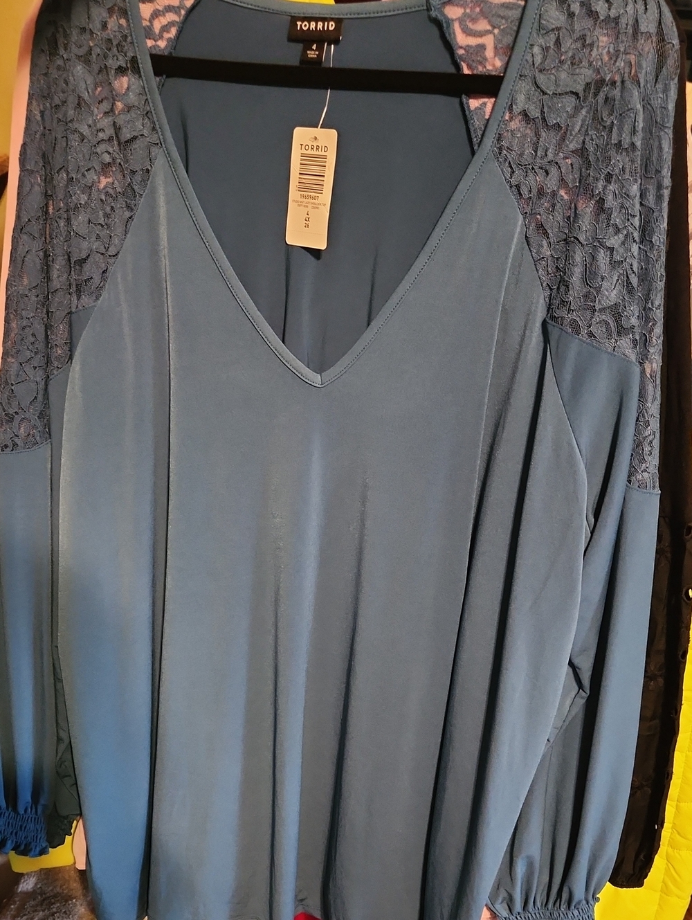 Torrid 4 Teal-Blue Lace Shoulder V-Neck Top